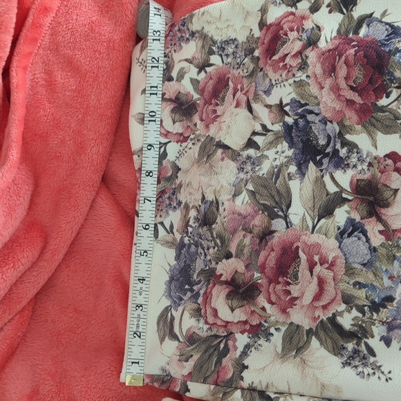 Floral midi skirt - Picture 4 of 5